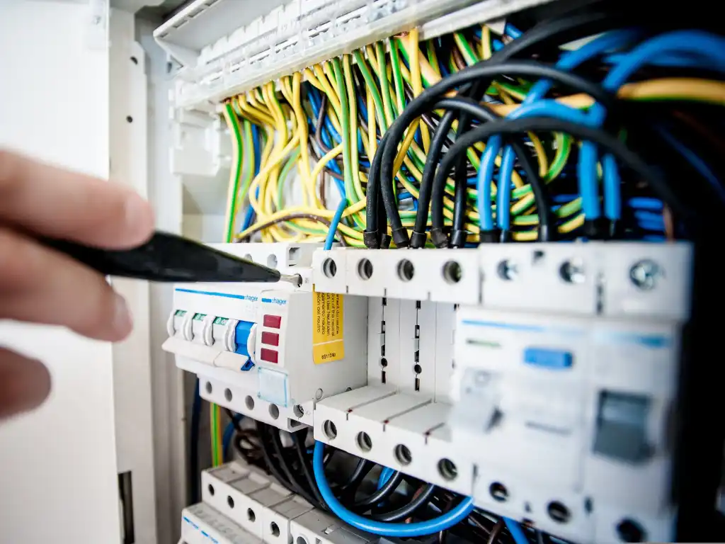 Training courses for electricians